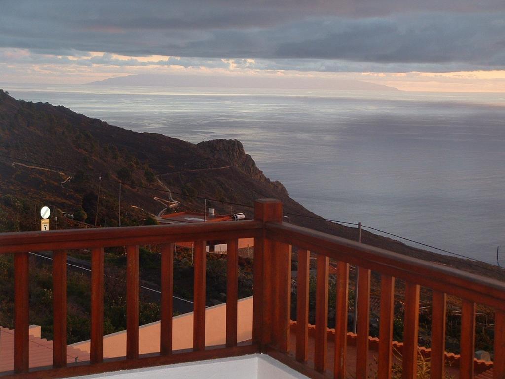 Casa Los Vinedos A ฟูเอนกาลิเอนเต เด ลา ปาลมา ภายนอก รูปภาพ